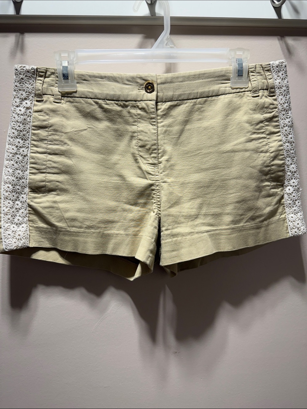 Tory Burch Cream Shorts with White Lace Trim